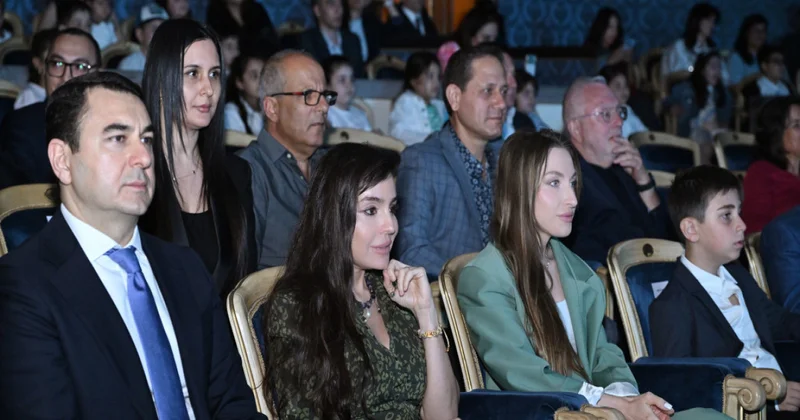 Musiqili Teatrda yeni tamaşa: “Balaca şahzadə”