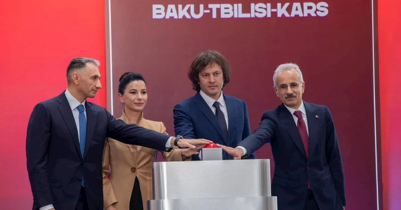 Bakı Tbilisi Qars dəmir yolu genişmiqyaslı modernləşdirmədən sonra yeni mərhələyə qədəm qoyur FOTOLAR