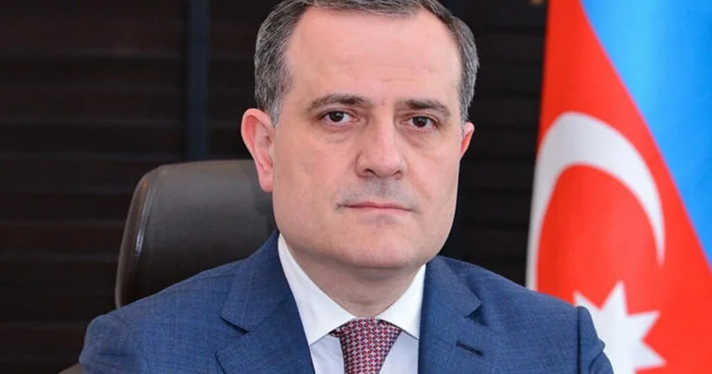 Ceyhun Bayramov kanadalı həmkarı ilə danışdı