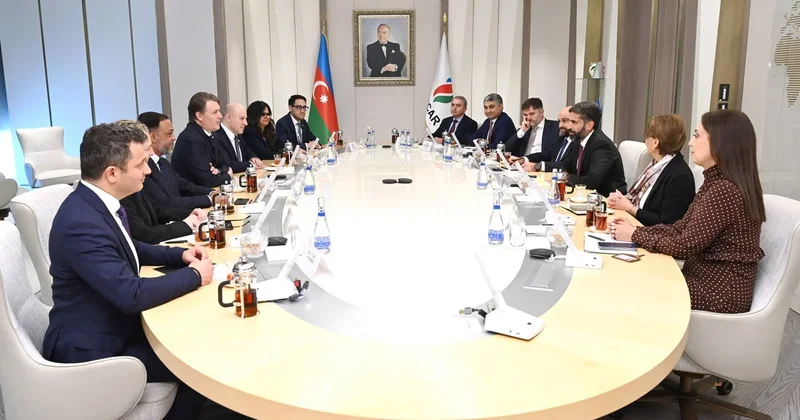 SOCAR и SLB обсудили совместные проекты, цифровизацию и оптимизацию добычи