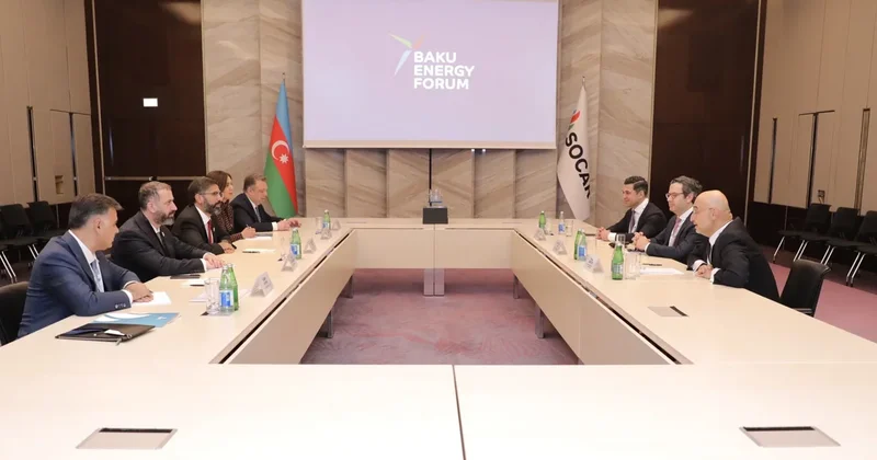 SOCAR и Apollo Global обсудили сотрудничество в зеленом энергопереходе
