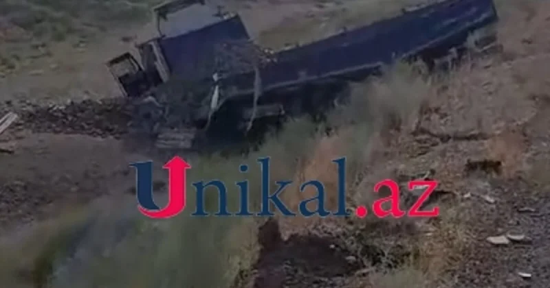 Beyləqanda yük və minik maşını toqquşub VİDEO