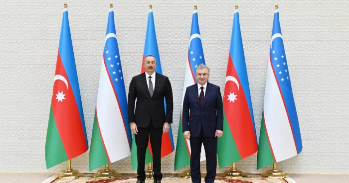Prezident ilə özbək həmkarının təkbətək görüşü keçirilib YENİLƏNİB