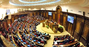 В Армении в I чтении приняли законопроект о национализации "Электросетей"