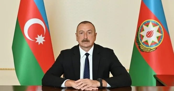 Президент Ильхам Алиев поделился публикацией о встрече с узбекским коллегой