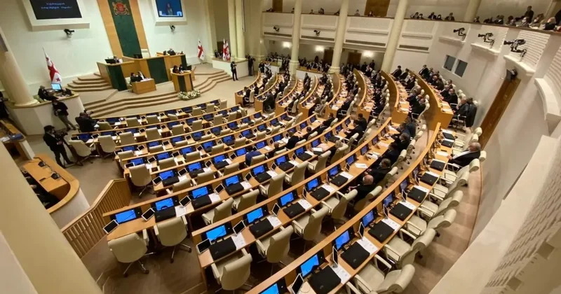 В Грузии вступил в силу новый парламентский регламент