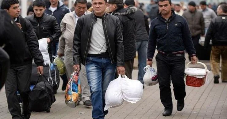 RUSIYADAN NƏ QƏDƏR AZƏRBAYCANLI QAYIDA BİLƏR? “Bu miqrantların Rusiyanı tərk edəcəyi dəqiqdir”
