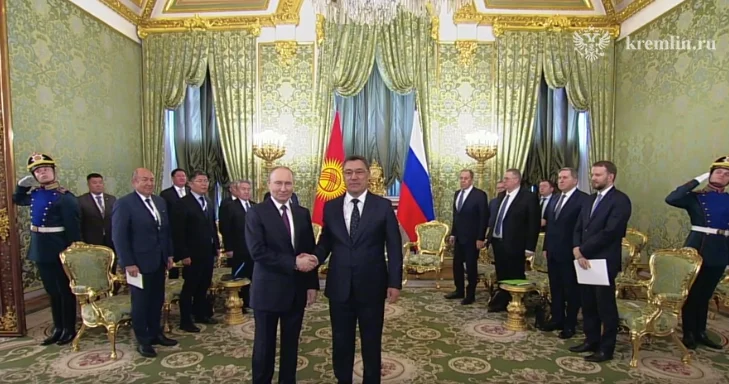 Putin və Japarov Moskvada görüşüb