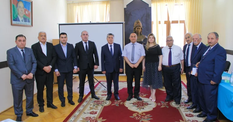 ADAU da yeni dərsliklərin təqdimatı keçirilib FOTOLAR