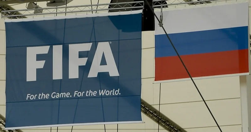 ФИФА продлила разрешение приостанавливать контракты с клубами из России до лета 2026 года