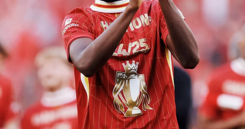 Konate “Liverpul”la razılaşmır