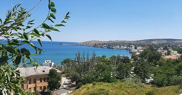 Krım arxeoloqları qədim taxıl anbarı tapıblar...