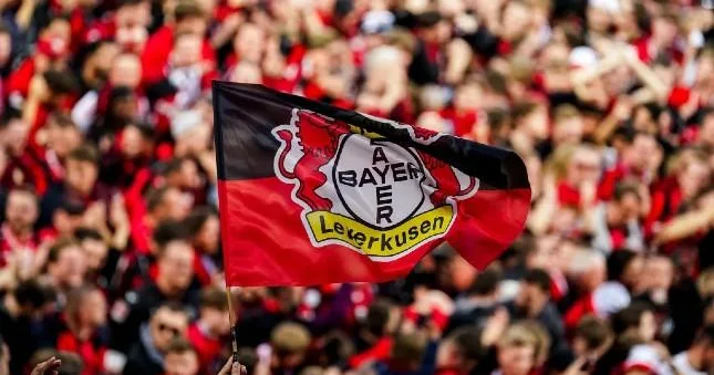 Bayer in yeni ev formaları Şəkillər