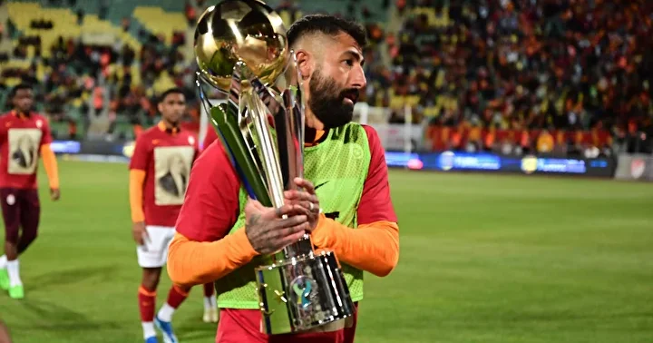 Qalatasaray la yollar ayrılır Yeni komandası bəlli oldu