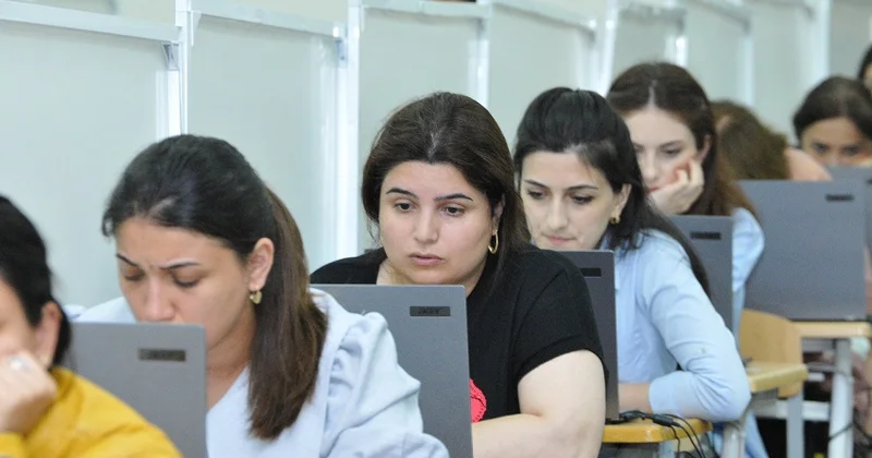 Təkrar sertifikasiyadan kəsilən müəllimlərlə bağlı komissiya yaradıldı