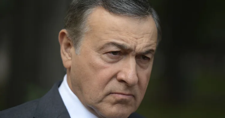 Bu dəfə Araz Ağalarovu hədəf aldılar Foto