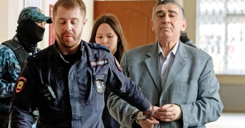 Экс главе азербайджанской диаспоры изменили приговор, но не срок