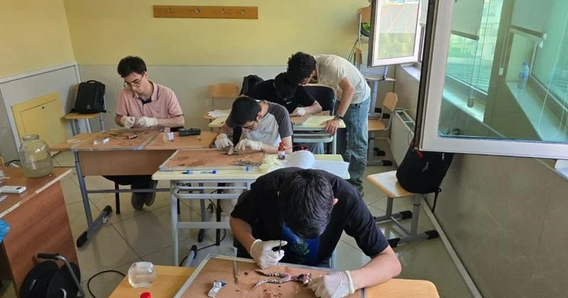 Gənc bioloqlar üçün yay təlim düşərgəsi təşkil olunub