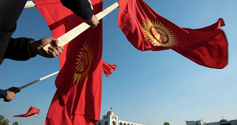 Qırğızıstanın Dövlət Komitəsinin keçmiş rəhbəri hakimiyyəti ələ keçirməyə cəhddə ittiham olunur