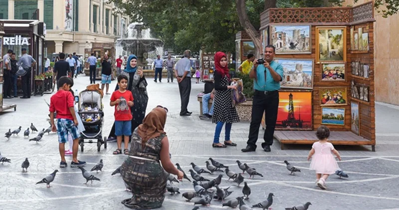 Azərbaycana gələn turistlərin xərcləri 281 milyon manata yaxın azalıb