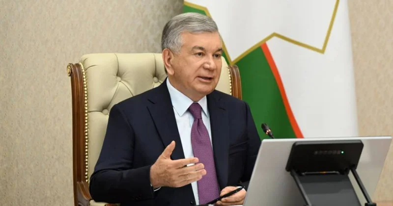 Şavkat Mirziyoyev: Özbəkistan Şərqlə Qərb arasında əsas quru nəqliyyat habına çevrilə bilər