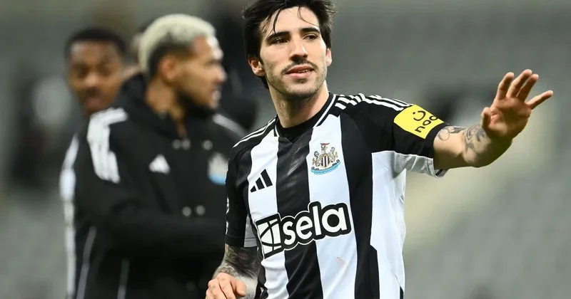 Sandro Tonali rekord məbləğə “Tottenhem”ə keçir