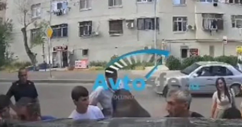 Həmin maşını pilləkəndən xanımın köməyi ilə çıxarıbmışlar Video