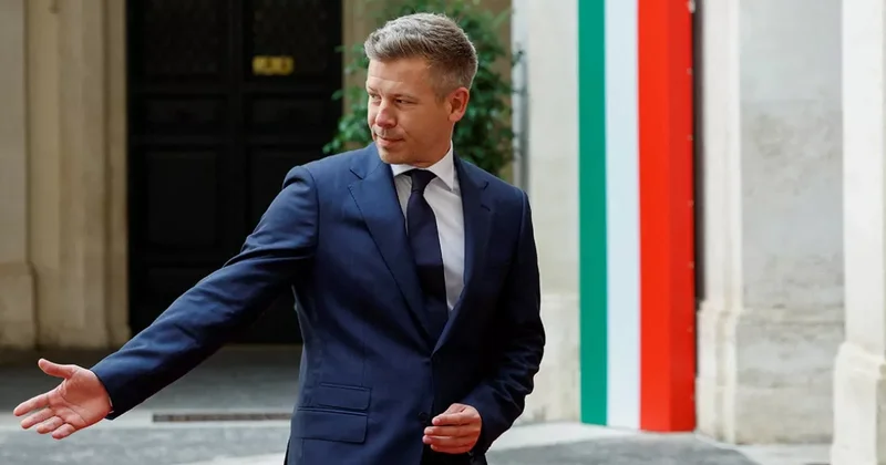 Мадьяр уволил главу суперведомства