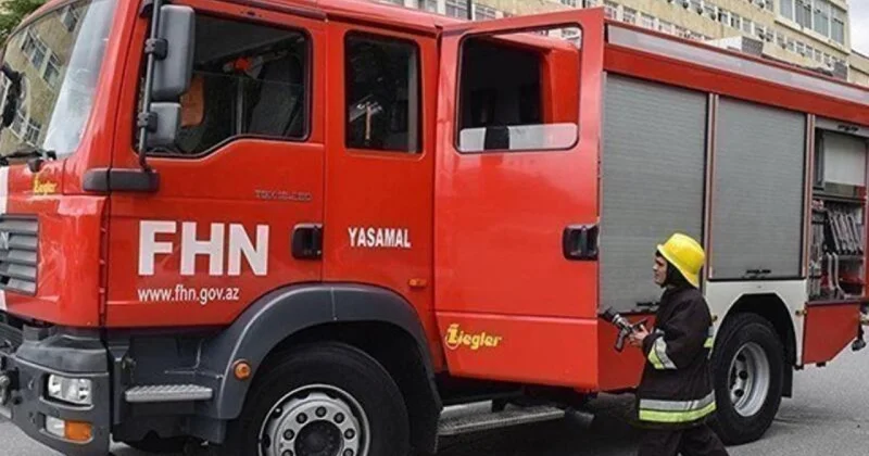 Bakıda yaşayış kompleksində yanğın Maşınlar da ziyan görüb KONKRET