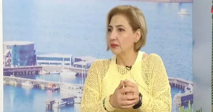 35 min manatlıq həkim, yalnız morqda işləyə bilər PEPLİKA
