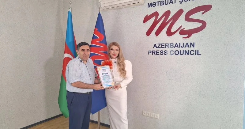 Assol Moldokmatova CASCFEN in Diplomuna layiq görüldü FOTOLAR