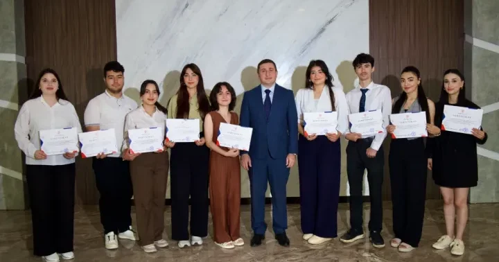 Qarabağ Universitetinin tələbələri RIGHTWELLTON premium hüquq şirkətində təcrübə qazandılar