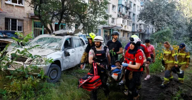 Zelenski Rusiyanın hücumundan sonra səfərini təxirə saldı