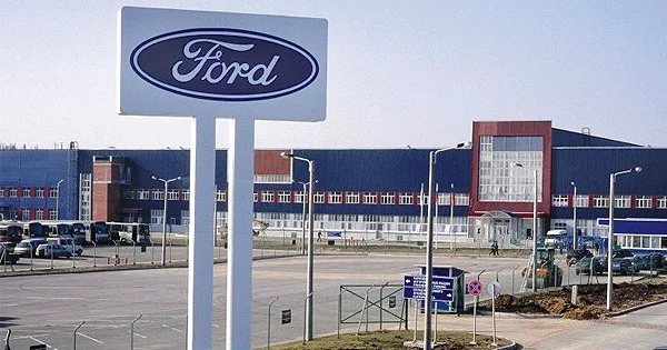 Ford признал пределы ИИ и вернул на работу более 300 опытных инженеров