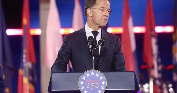 NATO baş katibi Ukraynanın alyansa daxil olması ilə bağlı bəyanat verib