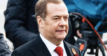 “Medvedev araqın yaxşılığa səbəb olacağına inanmırdı...”