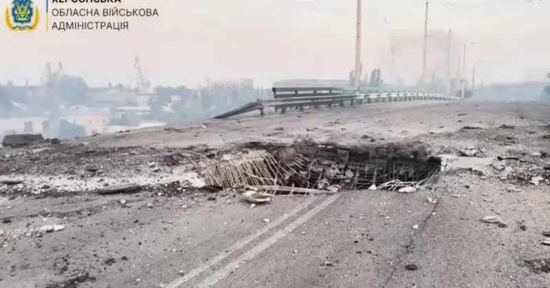 Жителей микрорайона в Херсоне призвали эвакуироваться из за разрушенного моста