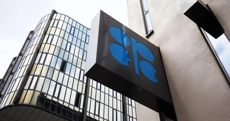 Страны ОПЕК+ достигли соглашения об увеличении нефтедобычи в сентябре