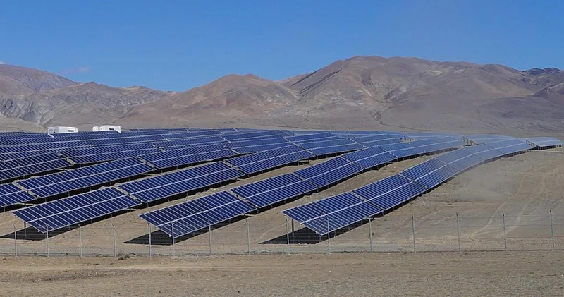 Çində günəş enerjisinin sürətli inkişafı tarixi mərhələyə yaxınlaşır