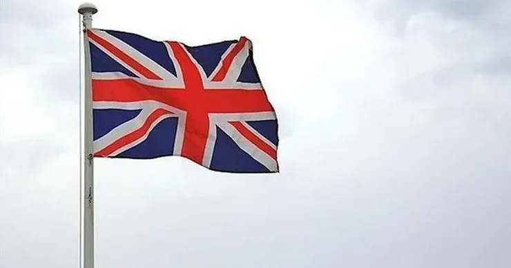Britaniyada sağçı partiyalara leyboristlərə qarşı birləşmə çağırışı edilib