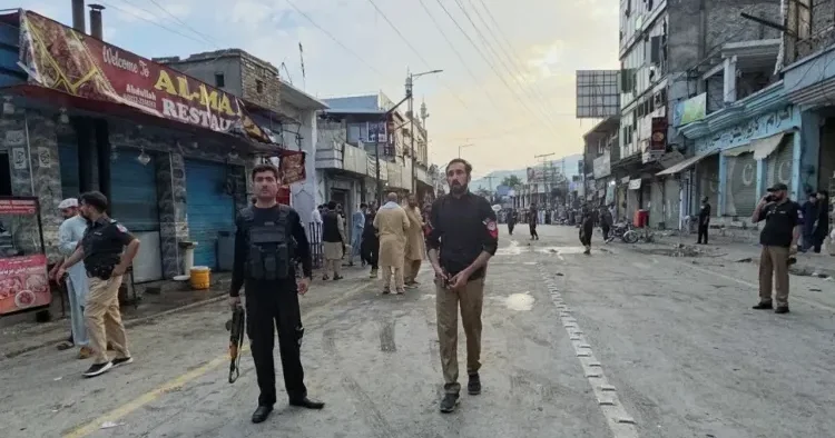 Pakistanda terror törədildi Xeyli sayda ölən və yaralanan var
