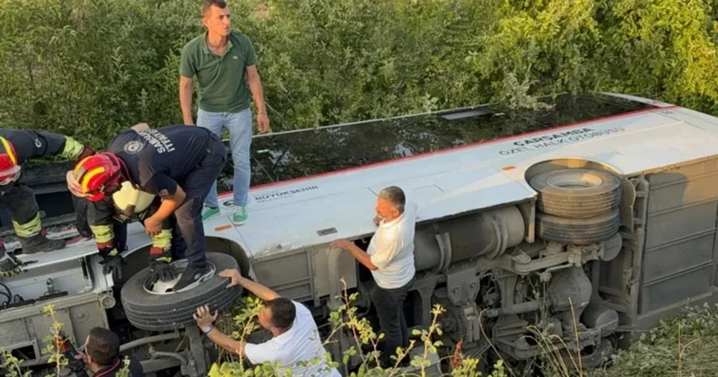 Türkiyədə sərnişin avtobusu qəzaya uğradı 21 nəfər xəsarət aldı FOTO