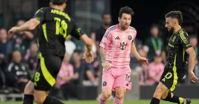 Messi meydana çıxdı, Nəriman şans qazanmadı