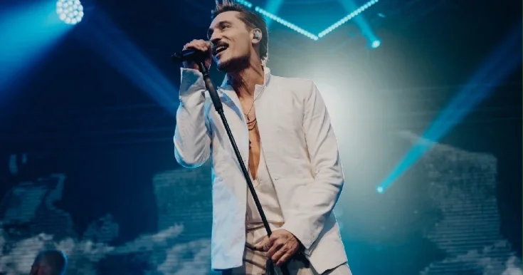 Dima Bilan, tamaşaçılardan üzr istəməlisən