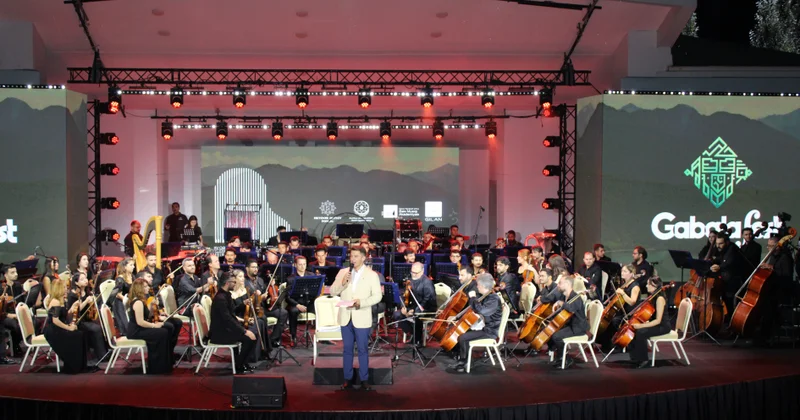 Qəbələ Festivlında ilk dəfə Azərbaycan və dünya kinofimlərindən musiqilər səsləndirildi FOTO
