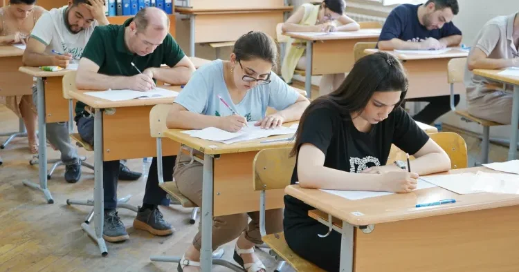 Dövlət qulluğuna qəbul üzrə test imtahanı keçirilir YENİLƏNİB