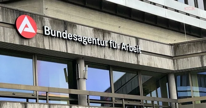 Almaniyada işsizlərin sayı 3 milyonu keçdi