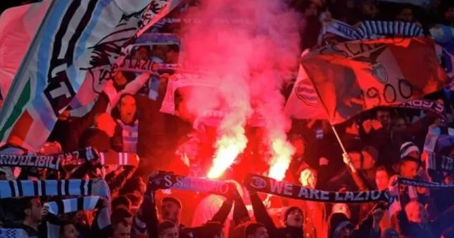 Azarkeşlərindən rəhbərliyə etiraz: abunəliklər 93 faiz azalıb