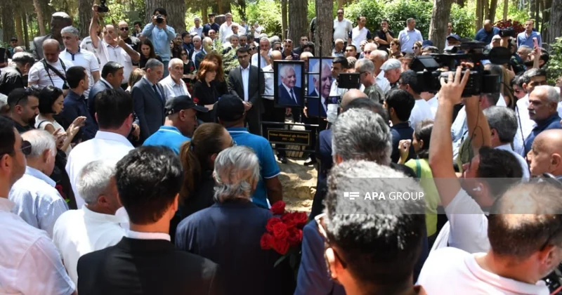 Bu dünya nərdivandır... Xalq şairi Nəriman Həsənzadə ilə son vida