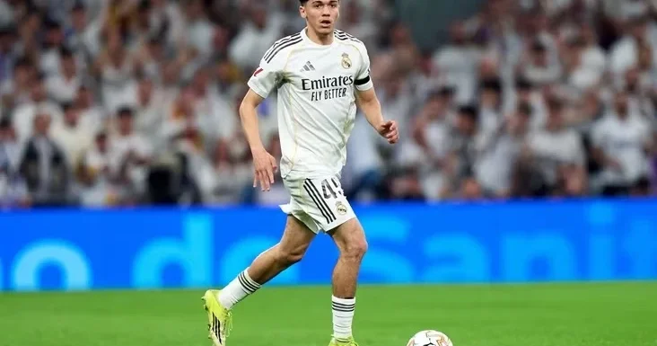 “Fulhem” “Real Madrid”in daha bir oyunçusunu hədəfə alıb